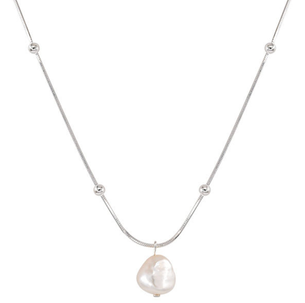 The Amara Organic Pearl Station Necklace